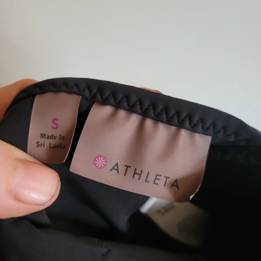 Athleta Padded Support Sports Bra Racerback Black Adjustable Small S
